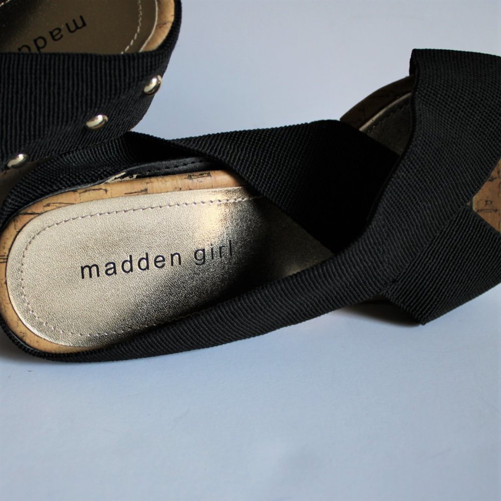 Madden Girl black crisscross strap wedge sandals - Picture 6 of 8